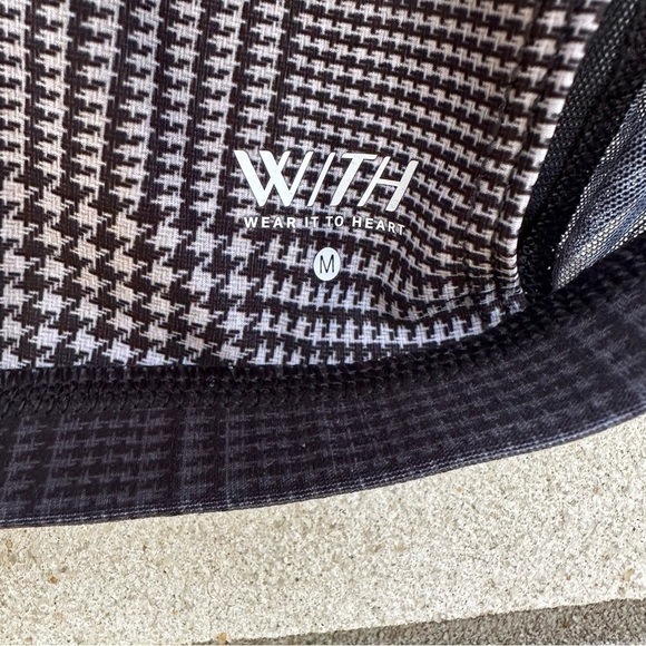 Peloton WITH Wear It To Heart Topsy Turvy Bra Houndstooth Red Purple Black - Picture 7 of 8